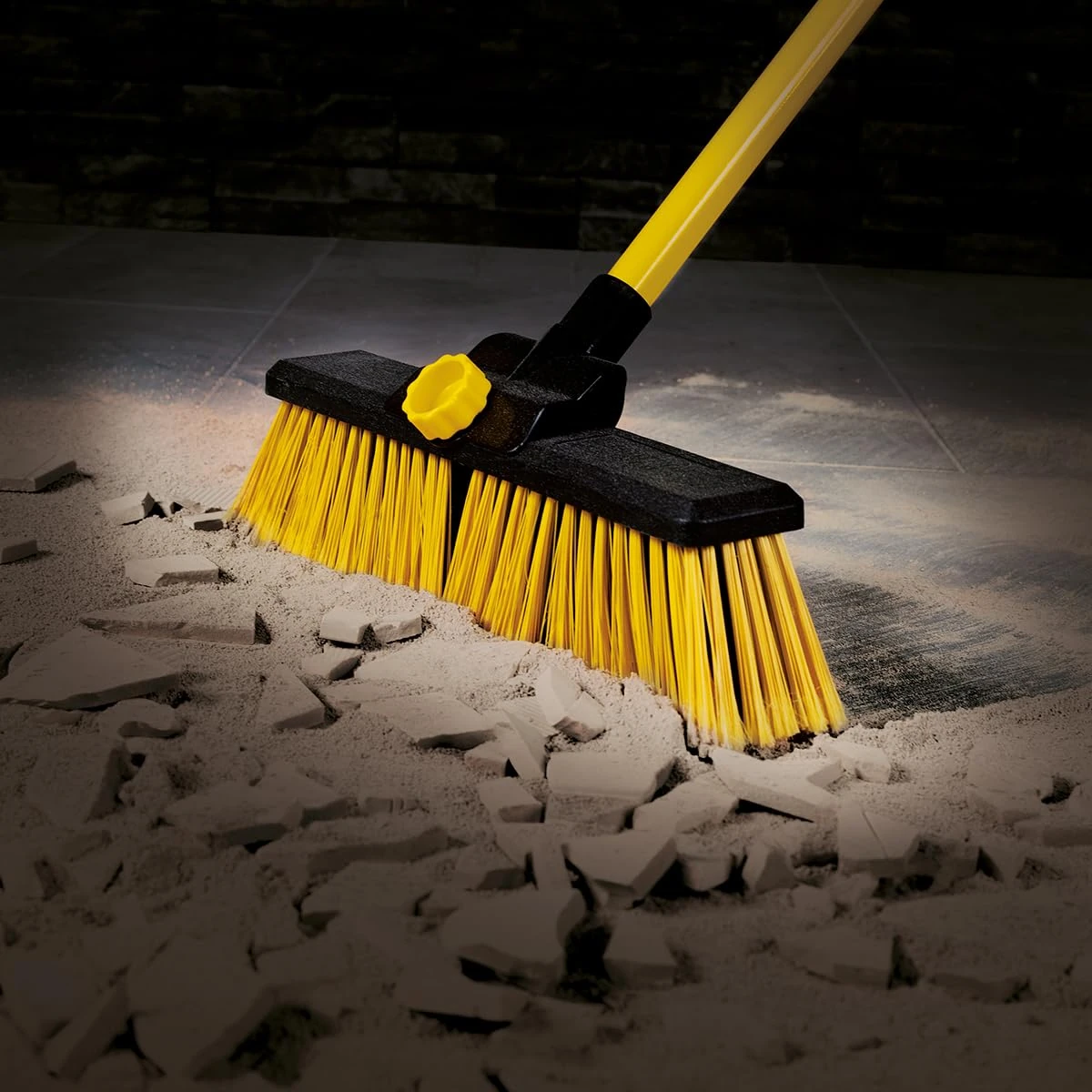 CHARLES BENTLEY 14" Bulldozer Broom, Heavy Duty Garden Broom, Dual Stiff PVC Bristles, Telescopic Handle, Comfortable Foam Grip, Outdoor Cleaning, Yard, Patio, Driveway, Large Debris (35.5x6x144cm)