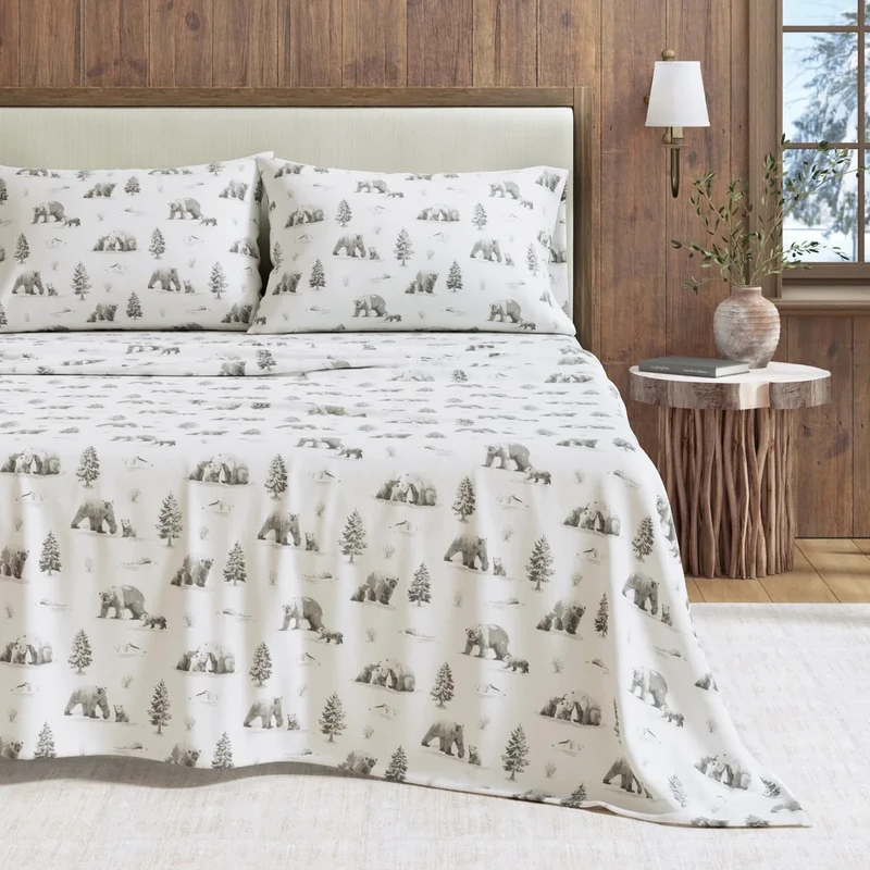 Great Bay Home Flannel Sheet Set Queen Size - 100% Turkish Cotton, Double-Brushed, Printed Bed Sheets - Ultra-Soft, Cozy, 4-Piece Bedding Set (North Pole Polar Bears)