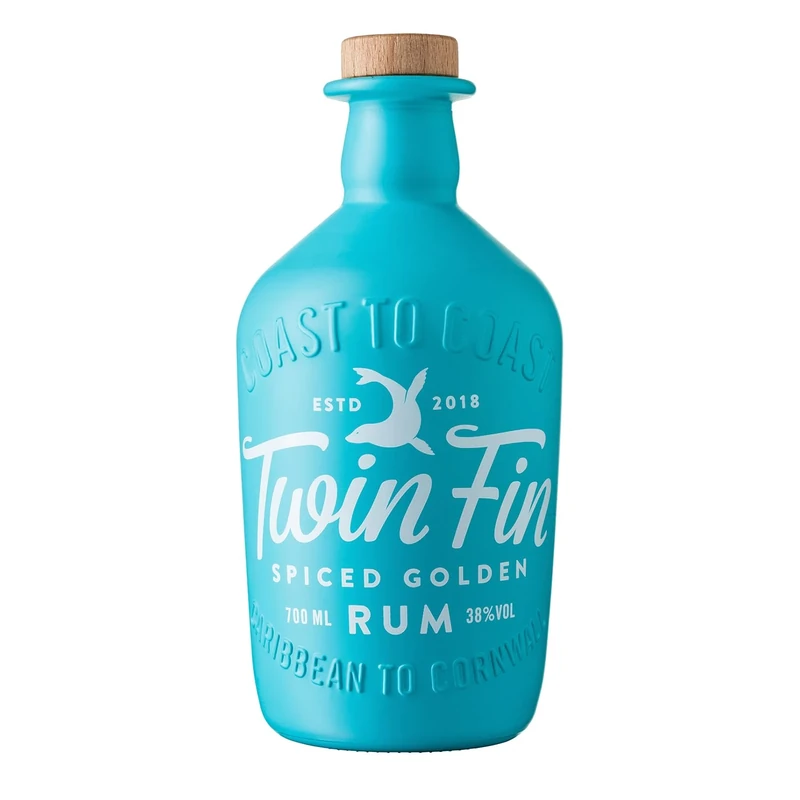 Twin Fin Spiced Golden Rum | Caribbean Rum Spiced in Cornwall | Smooth Vanilla, Exotic Citrus & A Light Smokiness | Pair with Ginger Beer & Lime Wedges | Epic Mojitos | 38% vol | 70cl