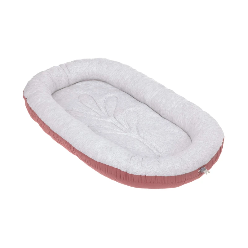 LÄSSIG Baby Nest Pod Cocoon rosewood