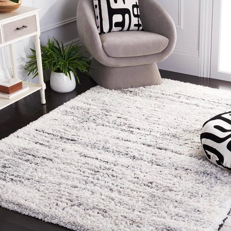 SAFAVIEH Shag Rug for Living Room, Dining Room, Bedroom - Fontana Shag Collection, Short Pile, in Ivory and Grey, 160 X 229 cm