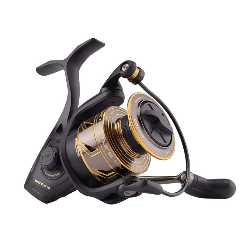 PENN Battle III Spinning, Fishing Reel, Spinning Reels, Sea - Inshore Fishing, Rugged, Saltwater Spin Reel for Lure and Bait Fishing - Bass, Pollack, Cod, Mackerel, Wrasse, Unisex, Black Gold, 4000
