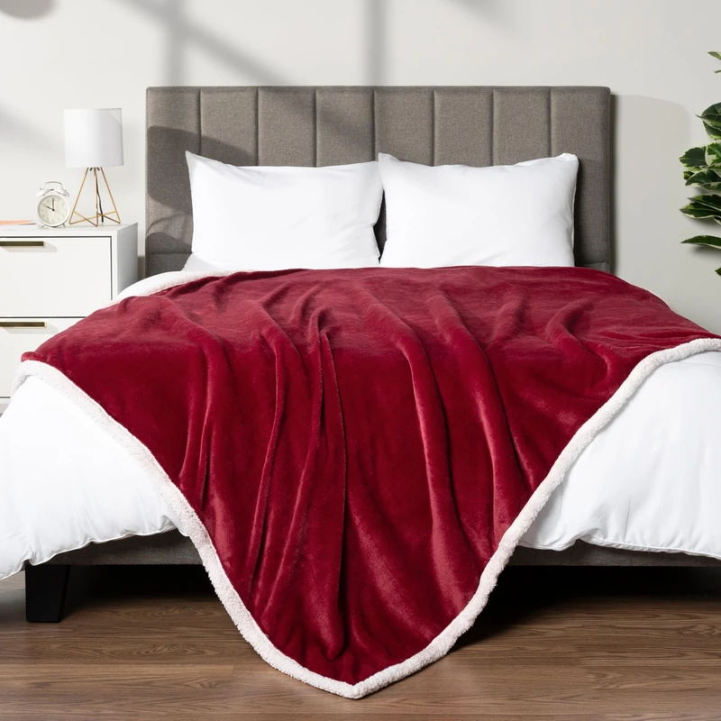 PAVILIA Premium Sherpa Fleece Blanket King Size | Soft, Plush, Fuzzy Burgundy Wine Red Throw | Reversible Warm Cozy Microfiber Solid Bed Blanket (Wine, 90x108 Inches)