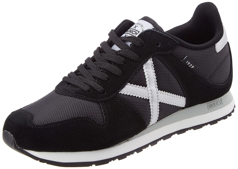 Munich Unisex Massana Sneaker, Black, 11.5 UK - Image 1