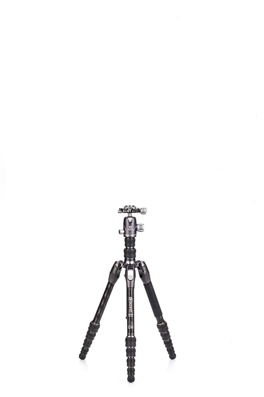 Benro Rhino Series FRHN05C Carbon Fibre Tripod and VX20 5 sections head