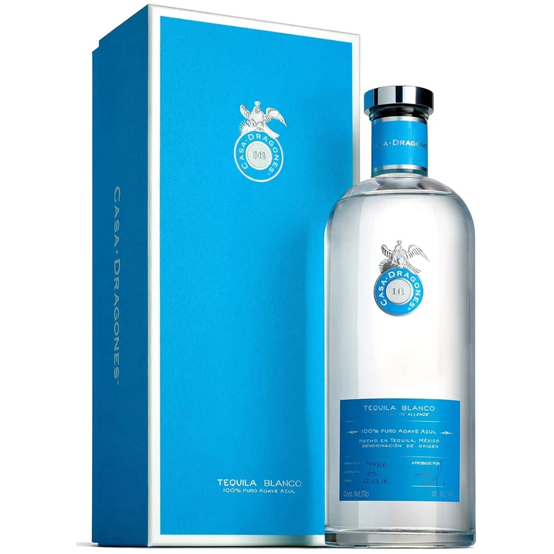 Casa Dragones Blanco Tequila 70cl, 40% ABV – 100% Blue Agave, Small-Batch Purity with Volcanic Spring Water - Crisp, Herbaceous & Smooth – Perfect on the Rocks or in Premium Margaritas