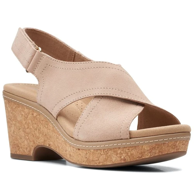Clarks Women's Wedge Sandal, Sand Leather, 5.5 UK
