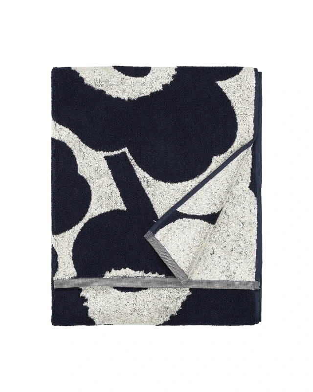 Marimekko Unikko Terry Cotton Bath Towel (Dark Blue) – Floral Patterned Bath Towels – 59 in x 28 in