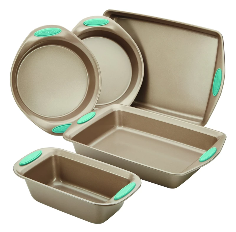 Rachael Ray 46179 Cucina Nonstick Bakeware Set with Grips includes Nonstick Loaf Tin, Oven tray, Cookie Sheet and Sandwich tins - 5 Piece, Latte Brown with Agave Blue Handle Grips