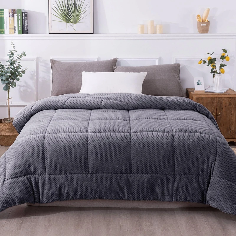 KASENTEX Super Ultra Soft Luxury Plush Sherpa Comforter, Cozy Reversible Fleece - Goose Down Alternative Fill, Machine Washable Bedding, Excalibur Grey, King Size