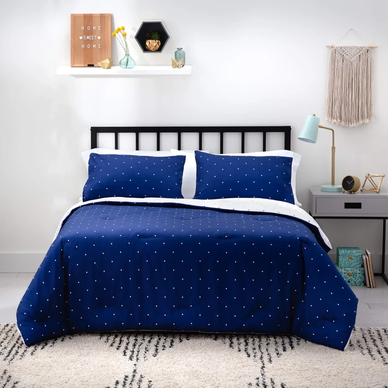 LINENSPA All-Season Reversible Designer Down Alternative Comforters - Hypoallergenic - Microfiber Fill - Machine Washable