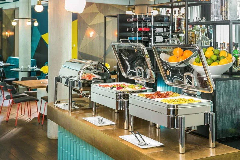 Fine Dine 473160 De Luxe Round Chafing Dish With Glass Cover, 9 L Capacity, 460mm x 432mm x 280mm