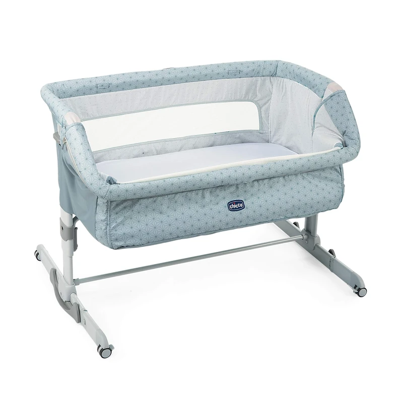 Chicco Next2Me Dream Baby Cot for Newborns, Co-sleeping Cot, Side Bed, with Mattress, Foldable, Height Adjustable, 4 Wheels and Travel Bag, 0-6 Months, 9 kg, Light Blue