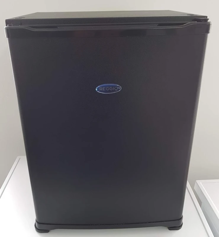 Reggio SK35A Camping Mini Fridge 35-Liter for Travel With 2 Shelves - 12V Slider Door Integration Fitting Kit - Black for Motorhomes, Campers, Caravans - 51 x 38 x 42cm