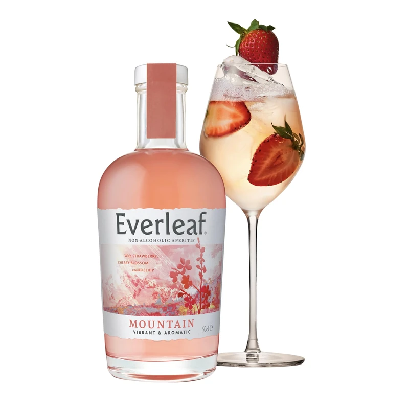 Everleaf Mountain - Non-Alcoholic Aperitif (50cl) | Spirit Alternative | Prepare Easy Alcohol-Free Cocktails & Spritzes for Everyday | Made from Cherry Blossom, Rosehip & Wild Strawberry | Drinks Gift