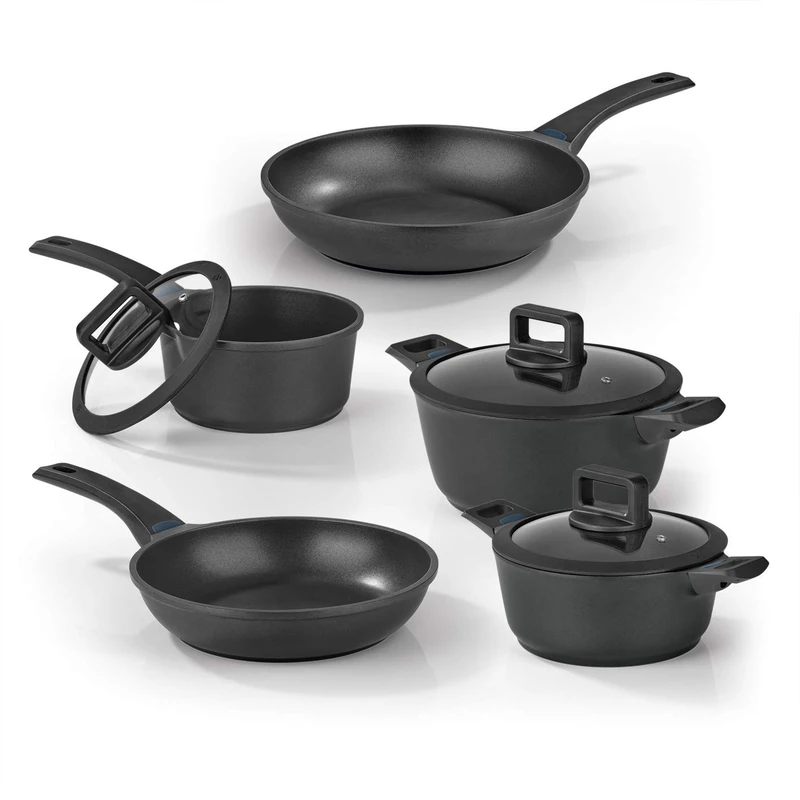 N8WERK cast Aluminium Pot and pan Set in The Midnight Edition | 8-Piece | Colour-Changing Temperature Display | Suitable for All Types of Cooker, Including Induction | 3-Layer Ilag Ultimate Coating