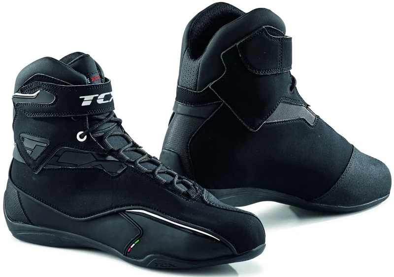 TCX - Zeta Waterproof, Men's Motorcycle Shoes, Sporty and Waterproof, Shoes Suitable for Urban Use, Microfiber Upper, Laces and Velcro Closure, Black