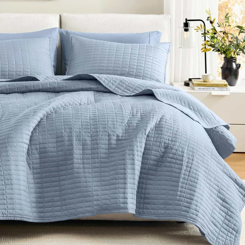 Comfort Spaces All Season, Lightweight, Coverlet Bedspread Bedding, Matching Shams, Microfiber, Blue, Full/Queen(90"x90")