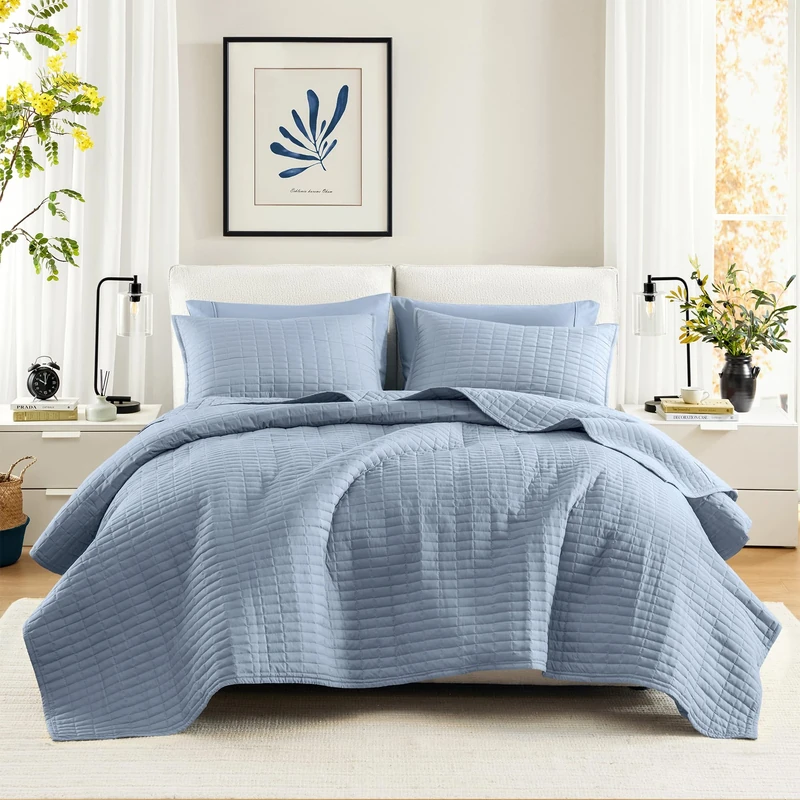 Comfort Spaces All Season, Lightweight, Coverlet Bedspread Bedding, Matching Shams, Microfiber, Blue, King/Cal King(104"x90")