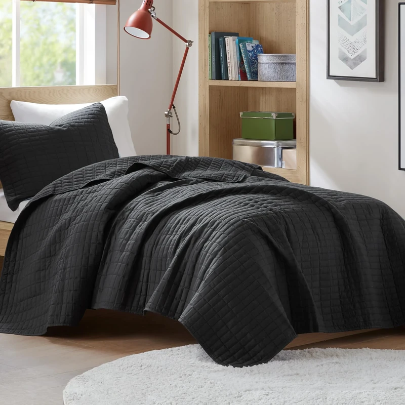 Comfort Spaces All Season, Lightweight, Coverlet Bedspread Bedding, Matching Shams, Microfiber, Black, Twin/Twin XL(66"x90")