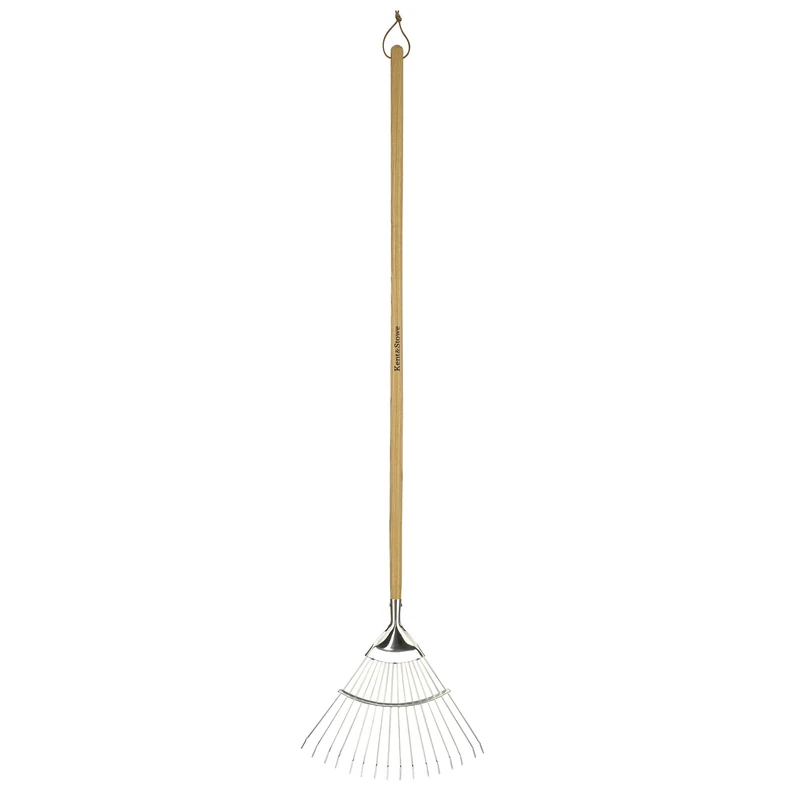 Kent & Stowe Long handle leaf rake made of ash wood and stainless steel, 734091