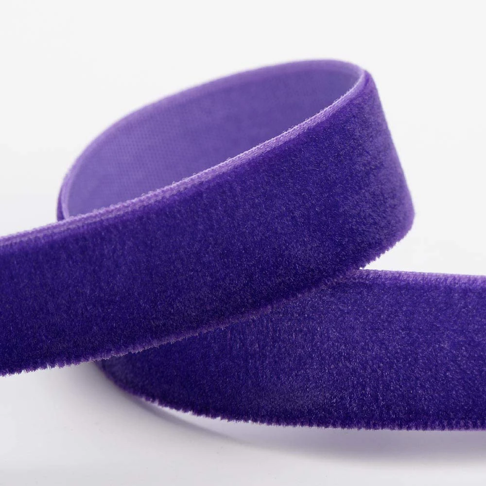 Italian Options Velvet Ribbon, Luxury, Single-Face Velvet Ribbon for Crafting, Christmas, Bows, Hair, Cakes, Weddings, Ornaments, Gift Wrapping, Flowers, 9mm x 10 Metre Roll, Purple