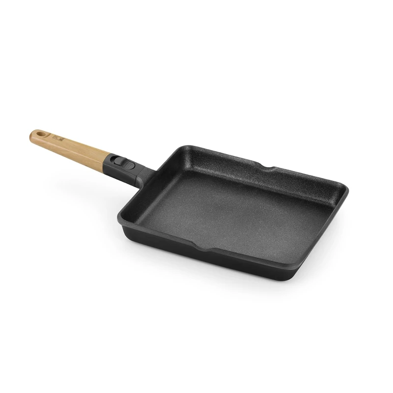 BRA Market Aluminium Non Stick Grill Pan - Non-Ribbed (28cm). 100% Recycled Aluminium Induction Pans Non Stick. Grill Pan for Induction Hob, Teflon Griddle Pan.