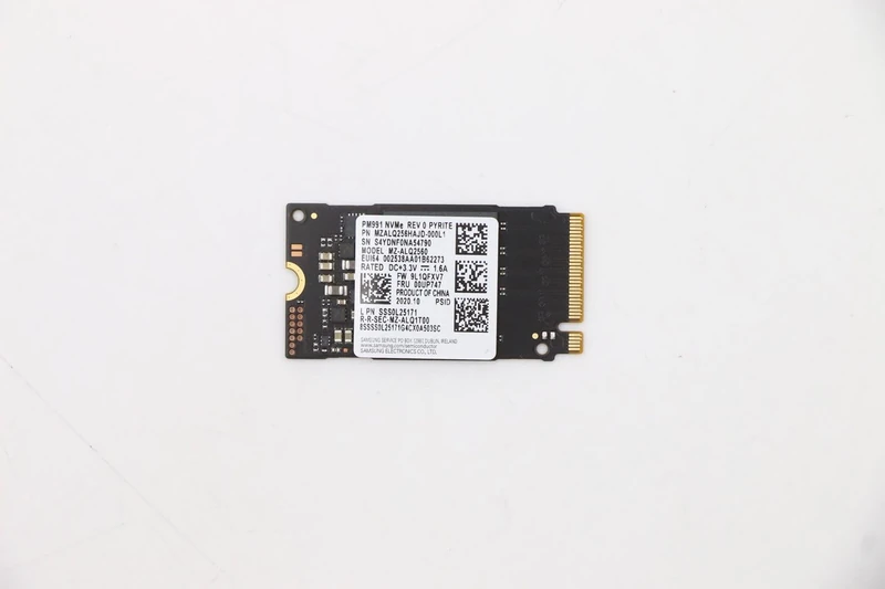Lenovo SSD M.2 2242 256GB FRU SSD - Image 1