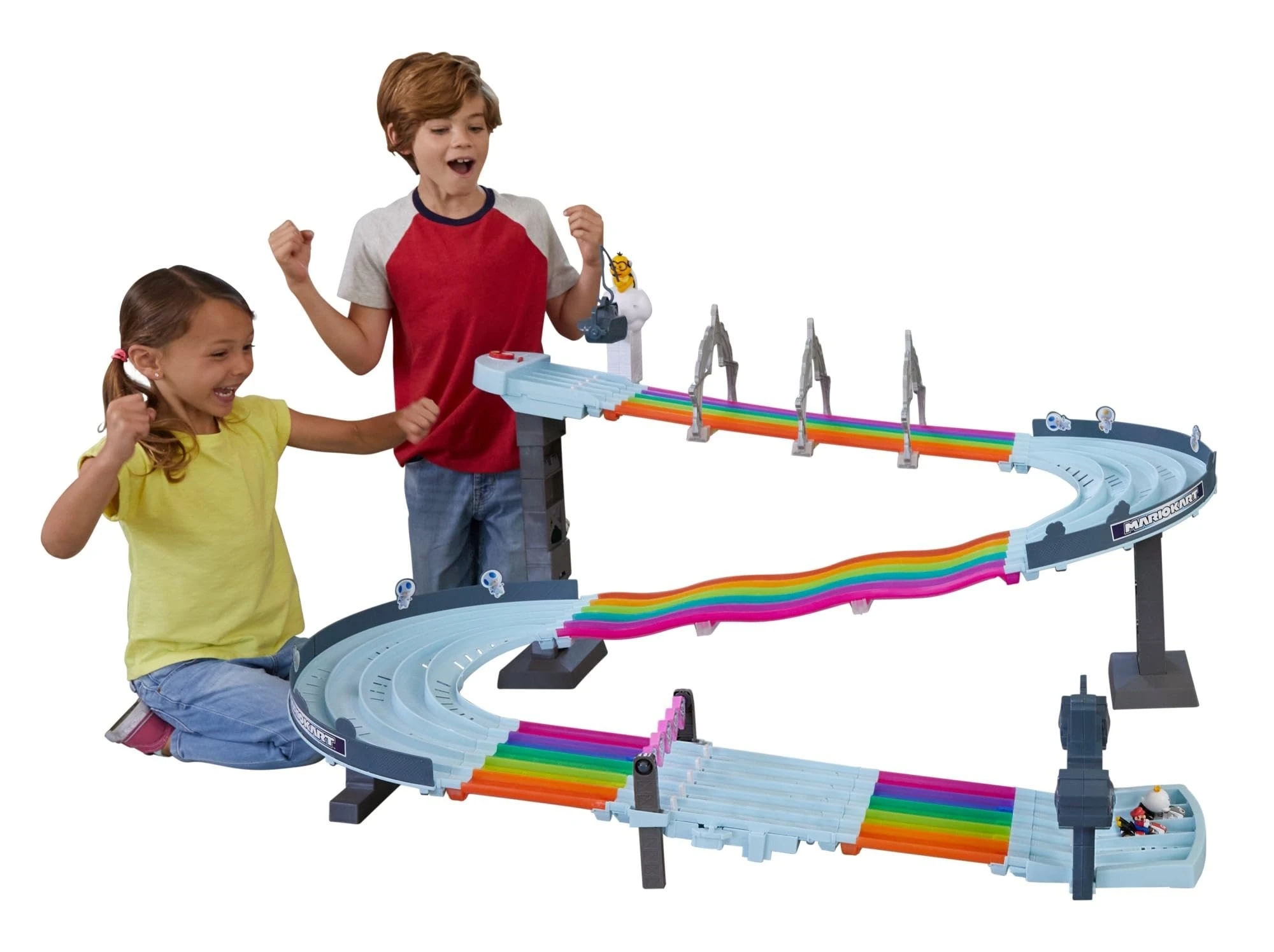 Hot Wheels Mario Kart Rainbow Road Raceway 8-Foot Track Set with Lights & Sounds & 2 1:64 Scale Vehicles, Toy Gift for Kids Ages 4 Years Old & Up, GXX41