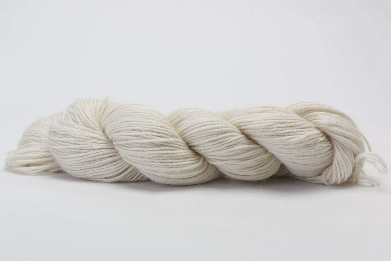 Organic Cotton 4 Ply Undyed Yarn - 1kg (10 x 100g Hanks)
