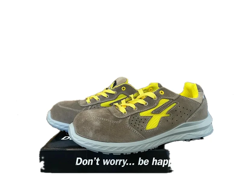 U-Power Red Industry® Reflex, Unisex Safety Shoes, Lightweight, Flexible, Anti Puncture Leather Trainers, with Infinergy Insert, with Aluminium Toe Caps ( 44)