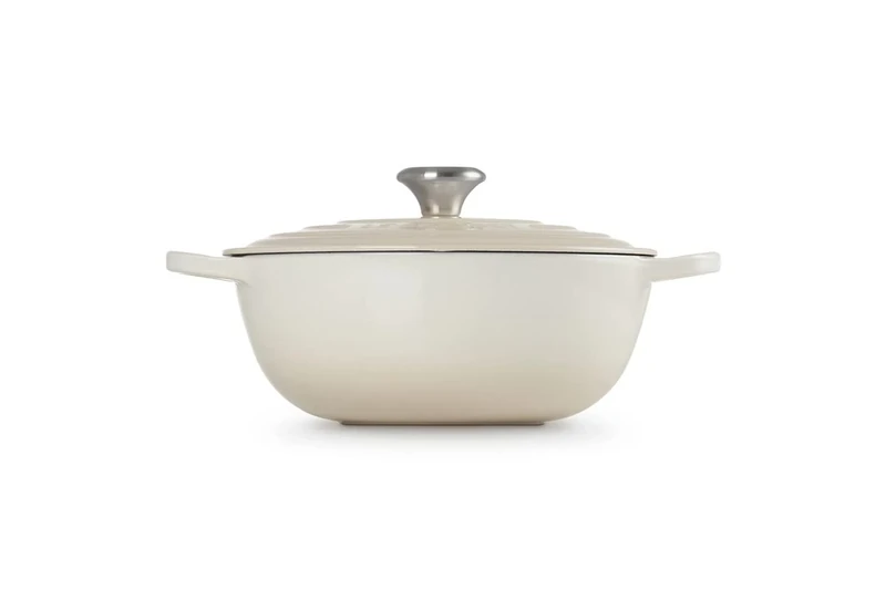 LE CREUSET Signature Soup Pot 26cm Meringue SS Knob