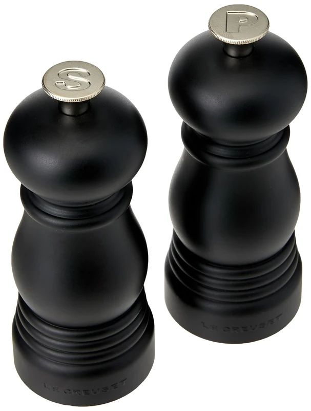 Le Creuset Classic Salt and Pepper Mill Set, Personal Use, Chip-Resistant ABS Plastic, Anti-Corrosion, 11 cm, Matte Black, 44900110000000