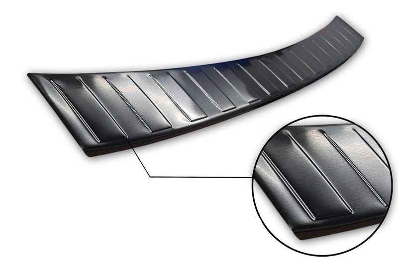 Avisa Black Stainless Steel Rear bumper protector compatible with Seat Leon Sportstourer incl. FR/Cupra Leon Sportstourer 2020-2024 & FL 2024- 'Ribs'