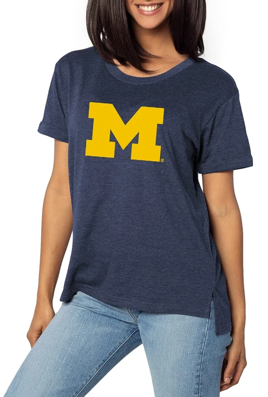 Chicka-D UG Apparel Women's Must Have Tee T-Shirt, Navy, L