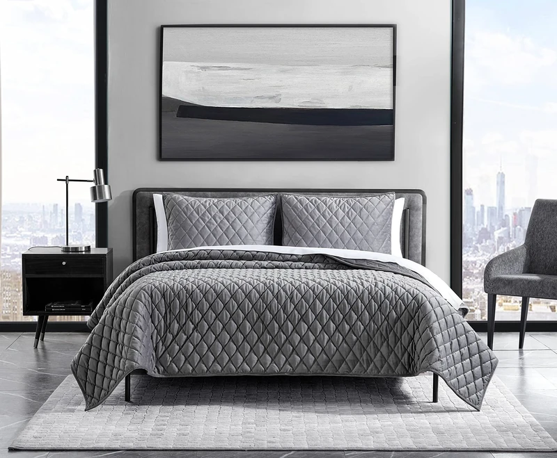 Vera Wang | Quilt Set-Soft & Luxurious Velvet, Reversible & Lightweight Bedding with Matching Shams, Polyester, Charcoal Grey, Queen