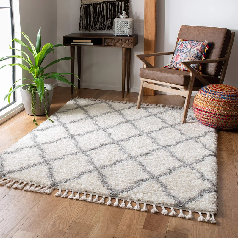 Safavieh Shaggy Indoor Woven Rectangle Area Rug, Moroccan Tassel Shag Collection, MTS358, in Ivory/Light Grey, 183 x 274 cm for Living Room, Bedroom or Any Indoor Space