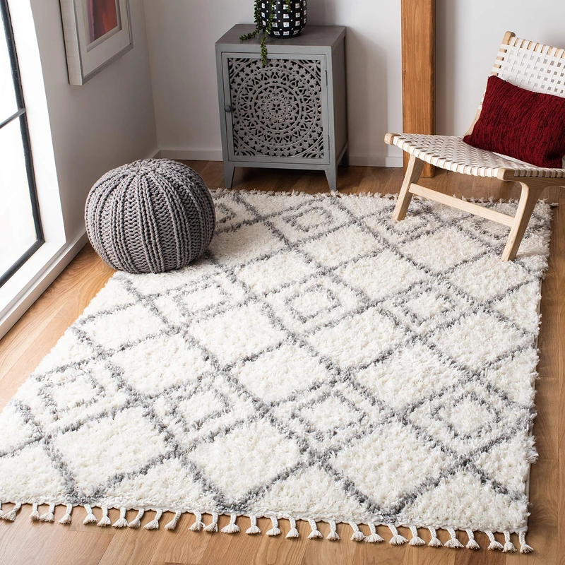 Safavieh Shaggy Indoor Woven Rectangle Area Rug, Moroccan Tassel Shag Collection, MTS335, in Ivory/Light Grey, 183 x 274 cm for Living Room, Bedroom or Any Indoor Space
