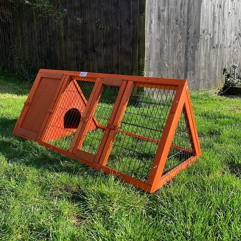 Bunny Business Pet Supplies Apex Run with Enclosure Rabbit/Guinea Run Hutch Hutches, 4ft Triangular Runs (RED-HVY)