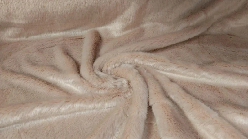 Super Luxury Faux Fur Fabric Material - Silver Peony, 1Mtr - 150cmx100cm - 60"x39" in