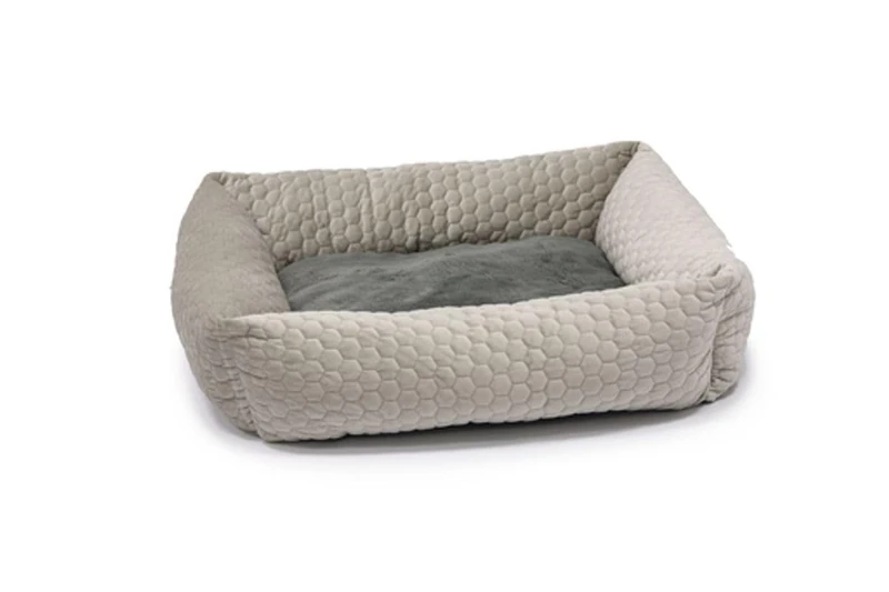 Karlie Velvet bed (L x W x H): 65 x 60 x 20 cm, beige