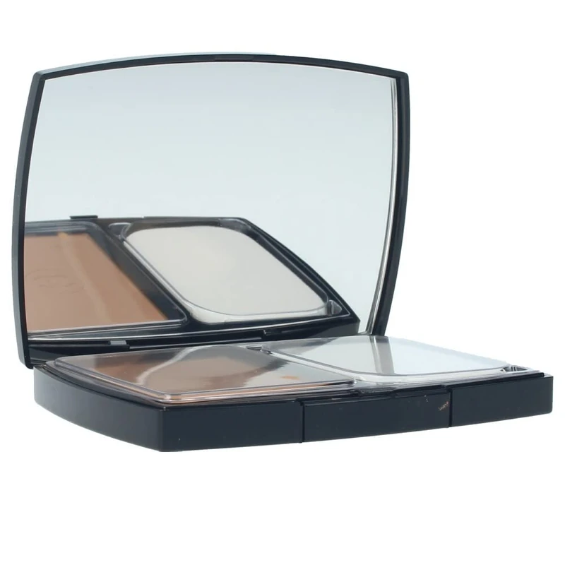 Chanel 820-27401 Beauty Care Ultra Le Teint Compact SPF15 B70 for Adults, Ideal for Daily Beauty and Care, spf15
