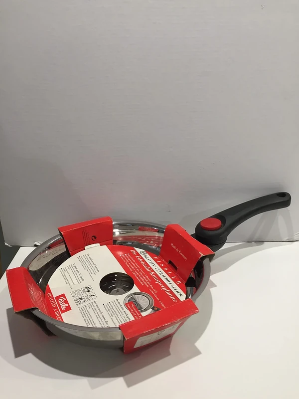 Fissler 24cm Steel Frying Pan with Space Saving Folding Handle