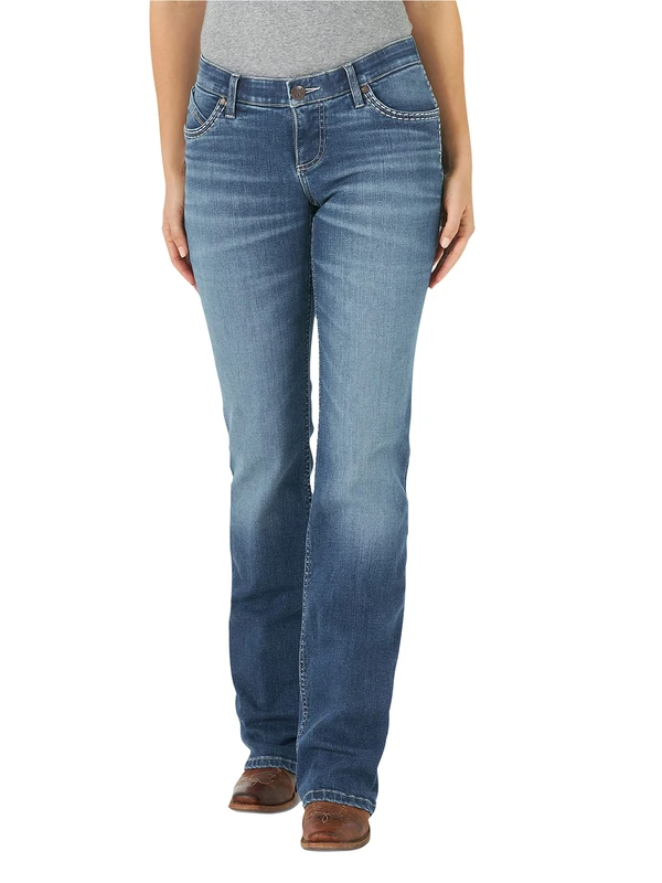 Wrangler Women's Shiloh Low Rise Boot Cut Ultimate Riding Jean, Scarlett, 9