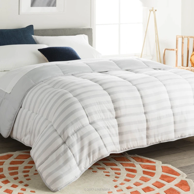 Linenspa 4 Seasons Microfibre Duvet - All Season Duvet - Ultra Soft - 220 x 240 cm, Grey/White Stripes