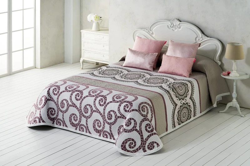Misouri Pique Bedspread for 180 cm Bed (270 x 270 cm)