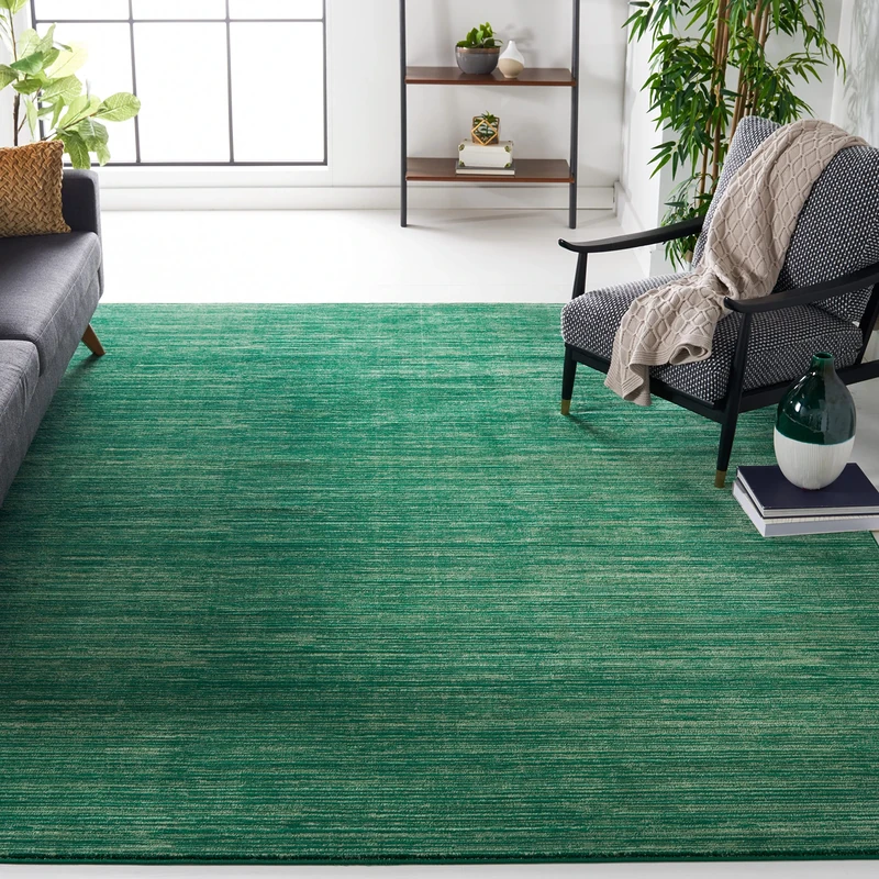 Safavieh Modern Rug for Living Room, Dining Room, Bedroom - Vision Collection, Short Pile, in Green, 240 x 300 cm