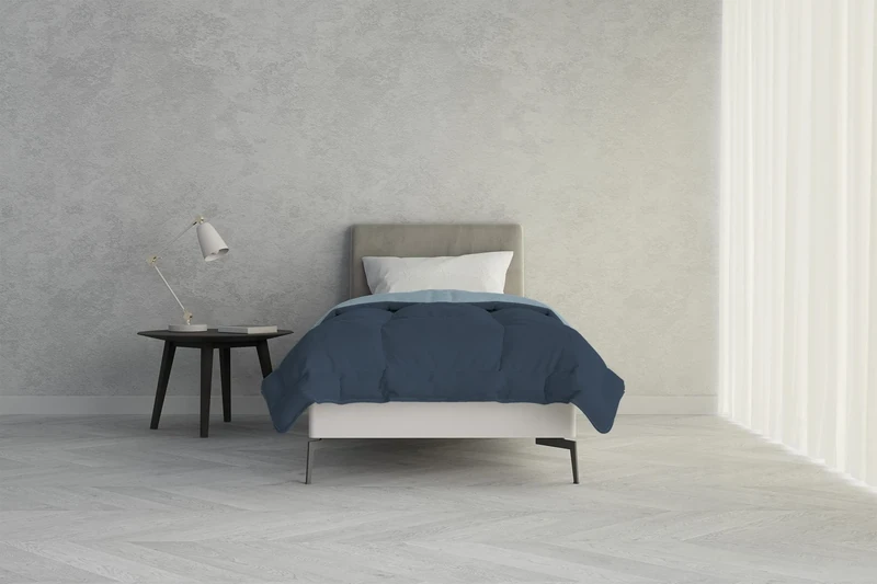 Italian Bed Linen MB Home Basic “ Atlanta” Winter Quilt, Dark Blue/Light Blue, 160x250 cm