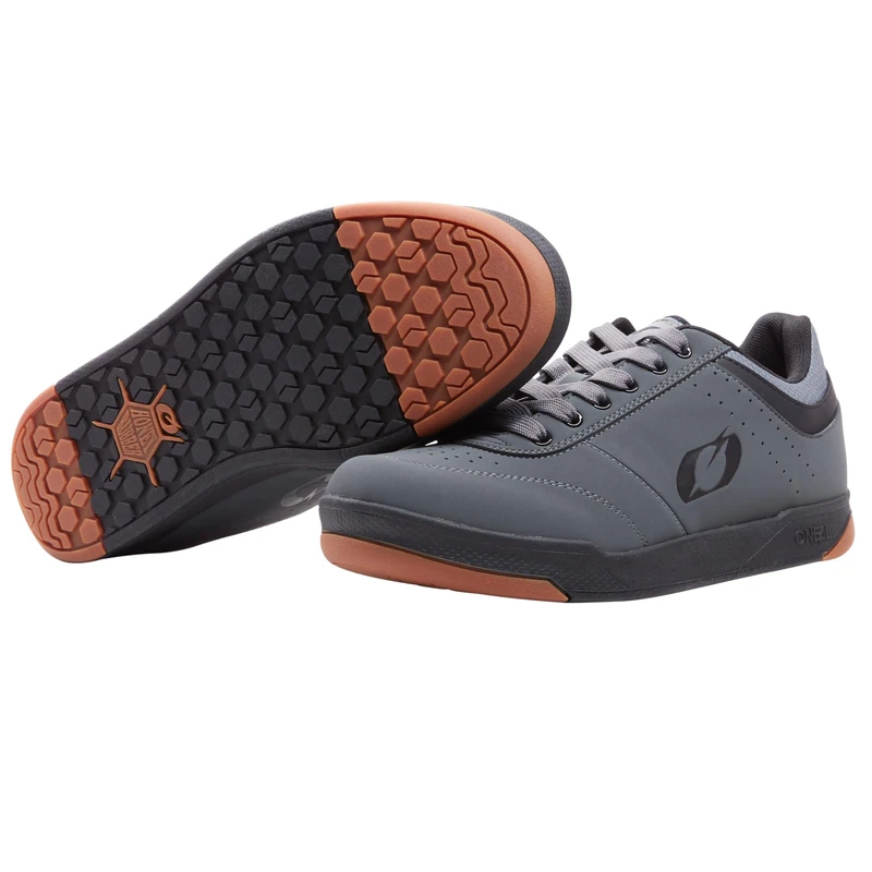 O'NEAL | Mountain Bike Shoes | MTB Downhill Freeride | Vegan | Ultimate Balance Between Grip and Foot Positioning, Breathable | Pumps Flat V.22 Shoe | Adult | Grey Black | Size 40