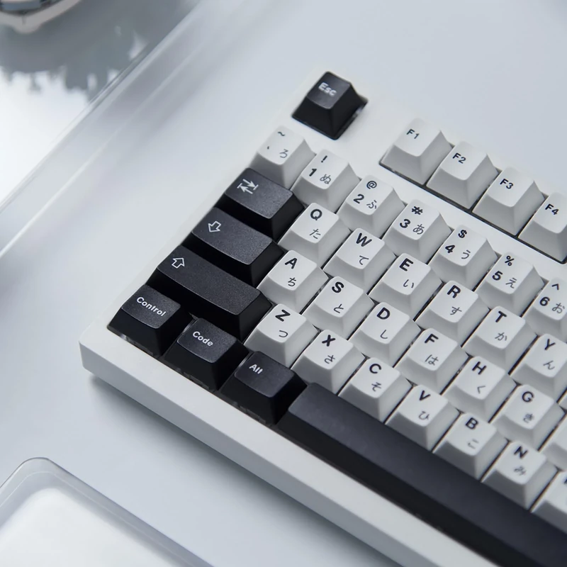 133 Keys PBT Japanese Keycaps Cherry Profile Dye Sub Black and White Keycaps Set Fit for 61/64/87/104/108 Cherry Mx Switches Mechanical Keyboard